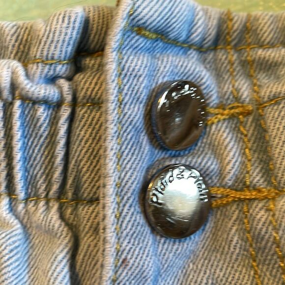 Plaid & Plain ruffle top denim jean shorts light wash size L - Picture 3 of 12